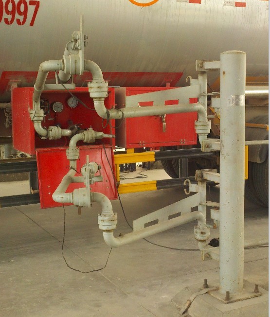 鹤管常见的几种分类(1) 20121015103253035303.jpg